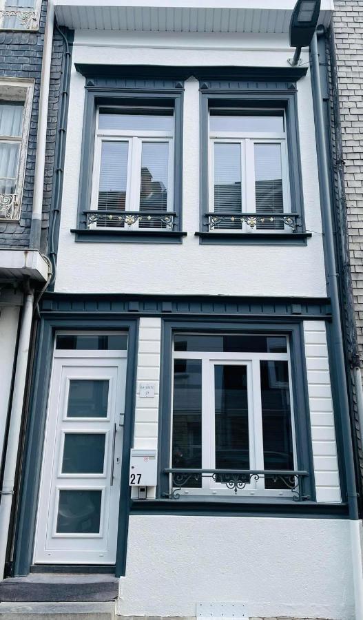 Au Comilfo Villa Malmedy Exterior photo